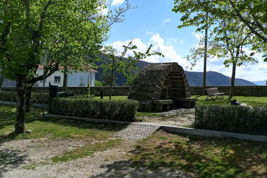 Casa Do Pelourinho - T1 Βίλα Loriga Εξωτερικό φωτογραφία
